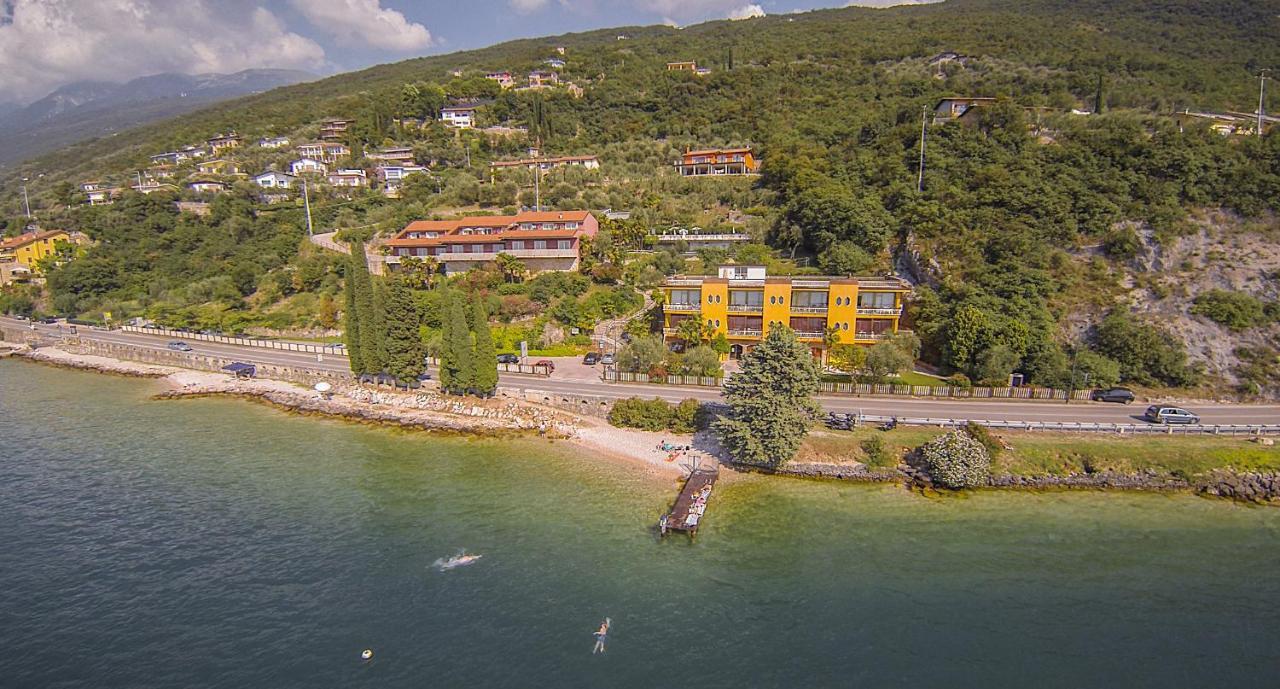 Residence Castelli Brenzone sul Garda Eksteriør billede