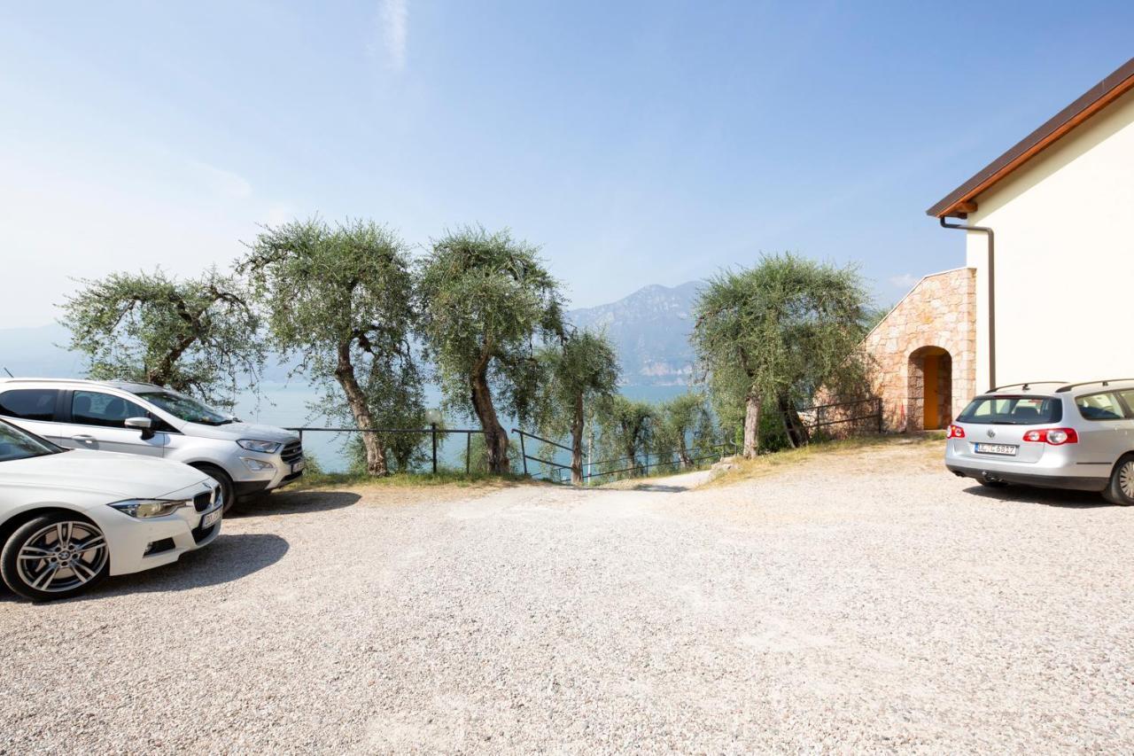 Residence Castelli Brenzone sul Garda Eksteriør billede