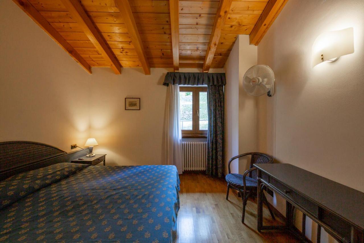 Residence Castelli Brenzone sul Garda Eksteriør billede