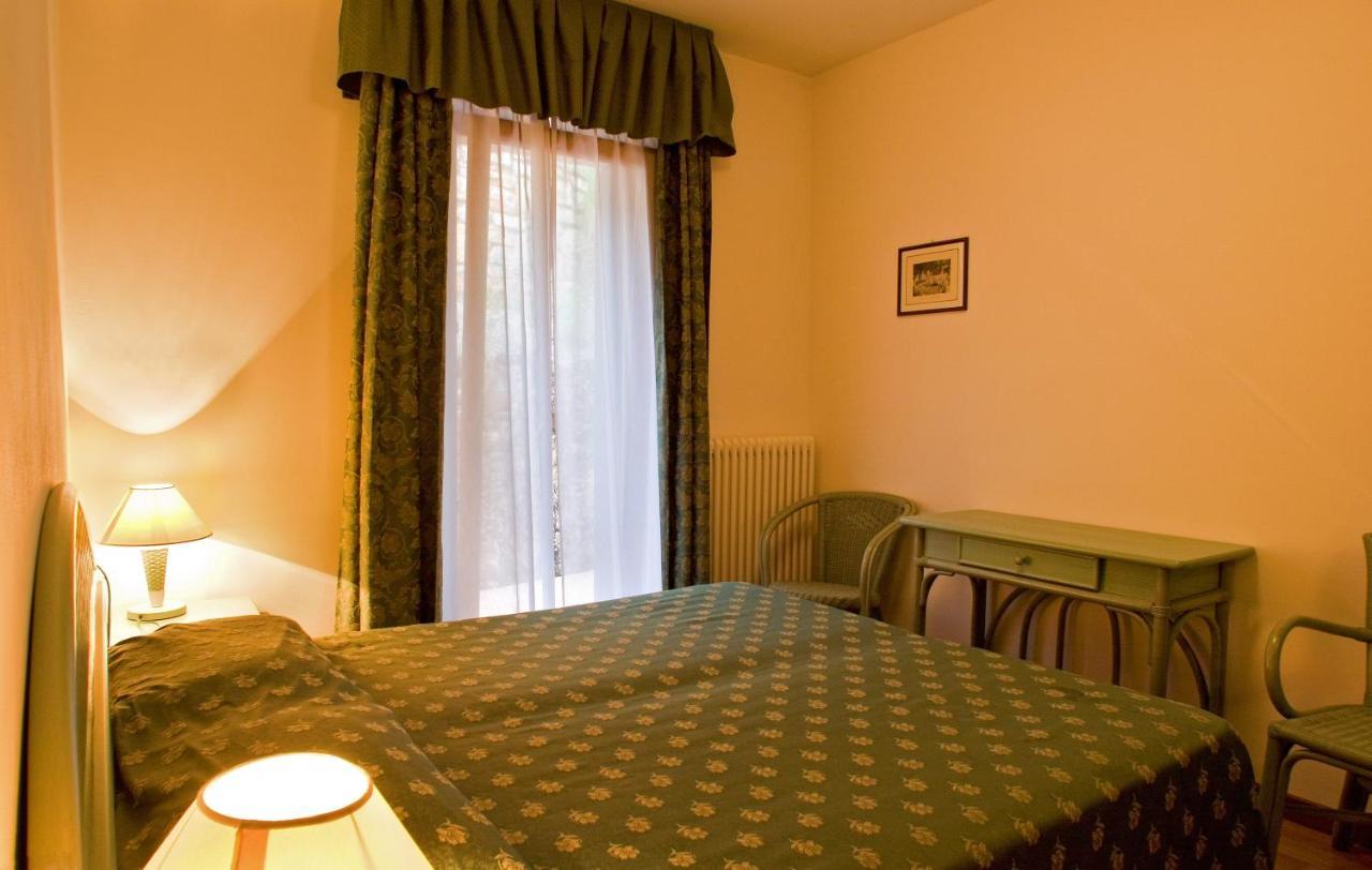 Residence Castelli Brenzone sul Garda Eksteriør billede