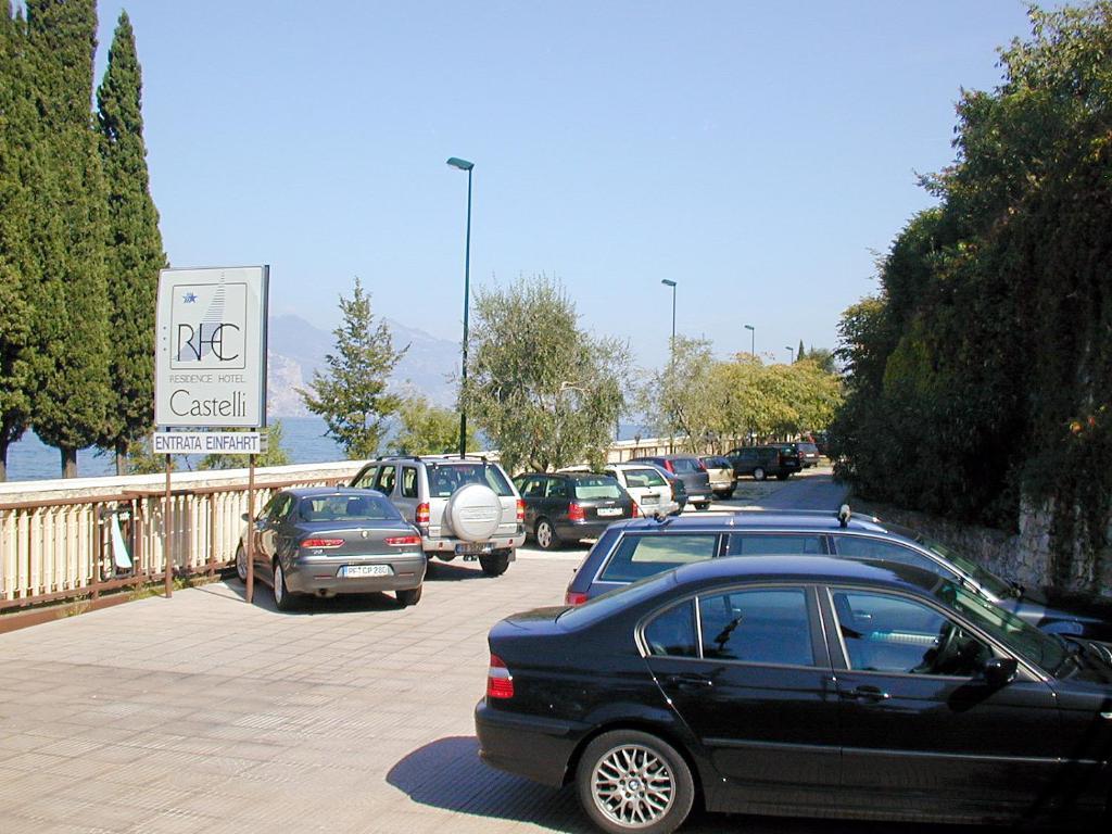 Residence Castelli Brenzone sul Garda Eksteriør billede