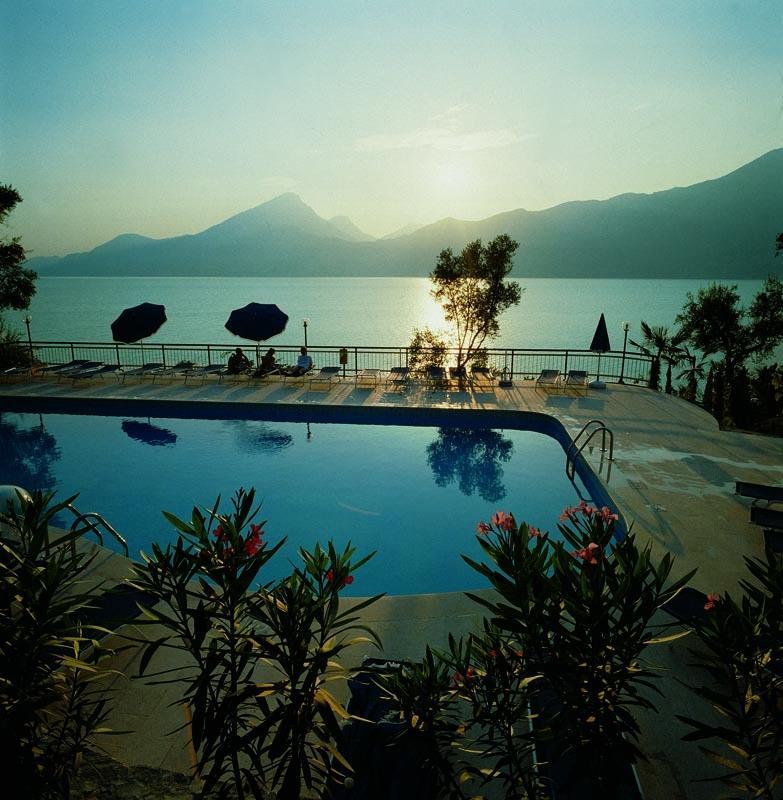 Residence Castelli Brenzone sul Garda Eksteriør billede